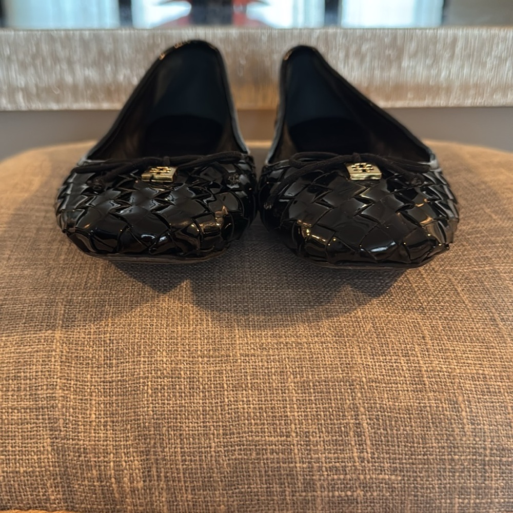 Tory Burch Black Patent Woven Ballet Flats - Picture 4 of 5